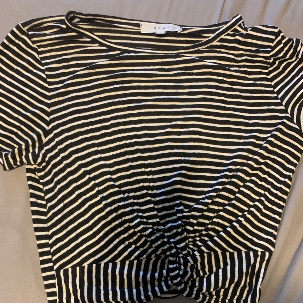 gaze stripped crop top!! size s